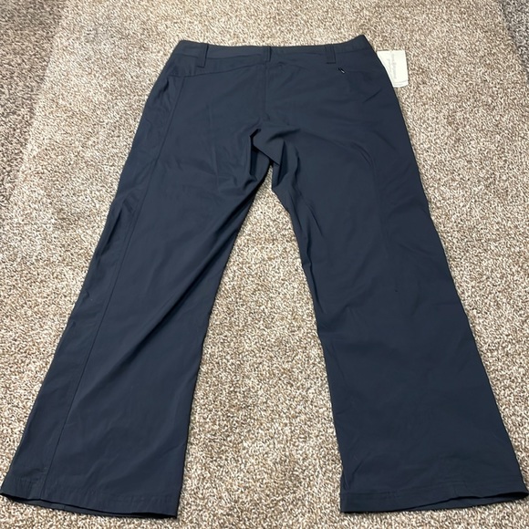 Royal Robbins Discovery Stretch Nylon Short Length Pants. Women’s size 10. NWT. - Picture 16 of 16